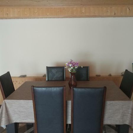 Lali'S Guest House In Juta Eksteriør billede